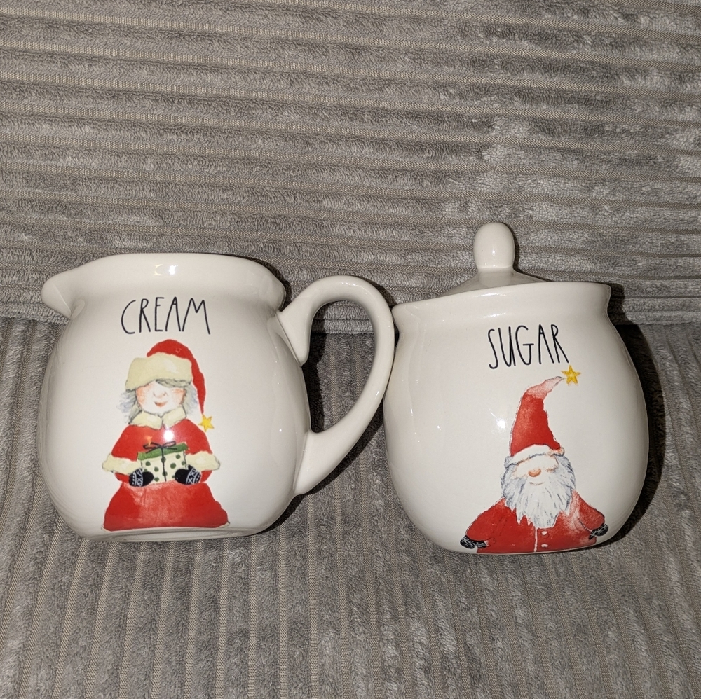 Rae Dunn Santa Cream and Sugar Set With Mr & Mrs Claus